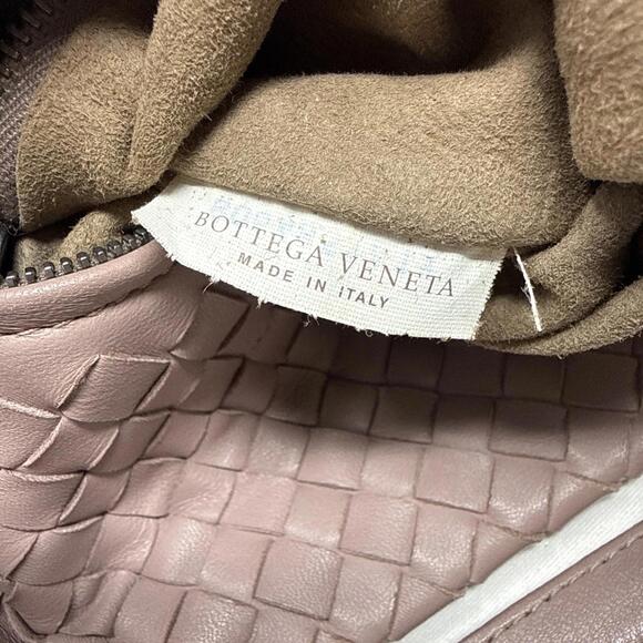 BOTTEGA VENETA Intrecciato Shoulder Bag Lambskin Mauve - Picture 13 of 16
